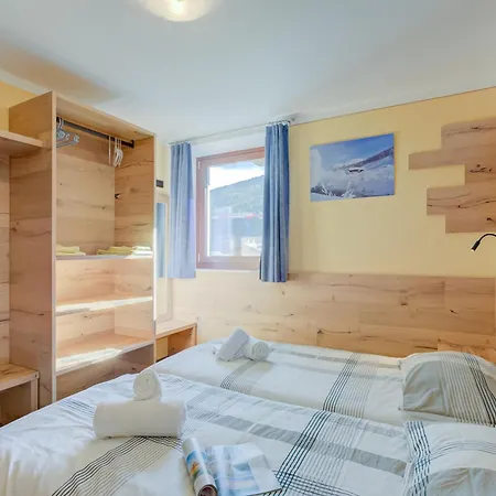 Apartment Italia 1 In- Out Mt 50 - Happy